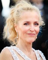 Gillian Anderson