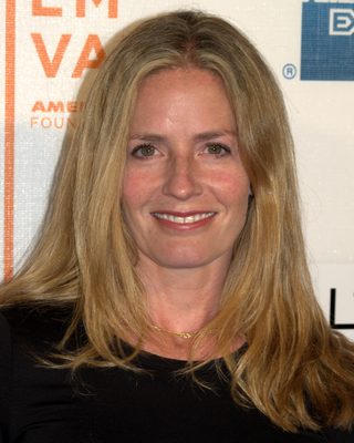 Elisabeth Shue