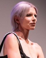 Julia Fox